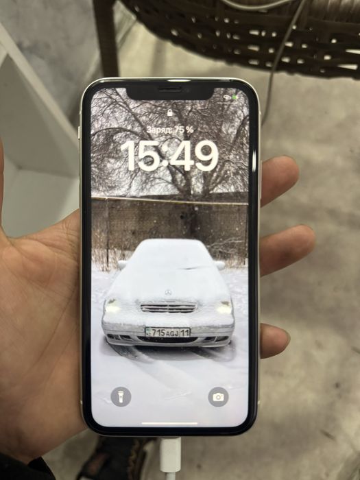 продам айфон 11 128 гб