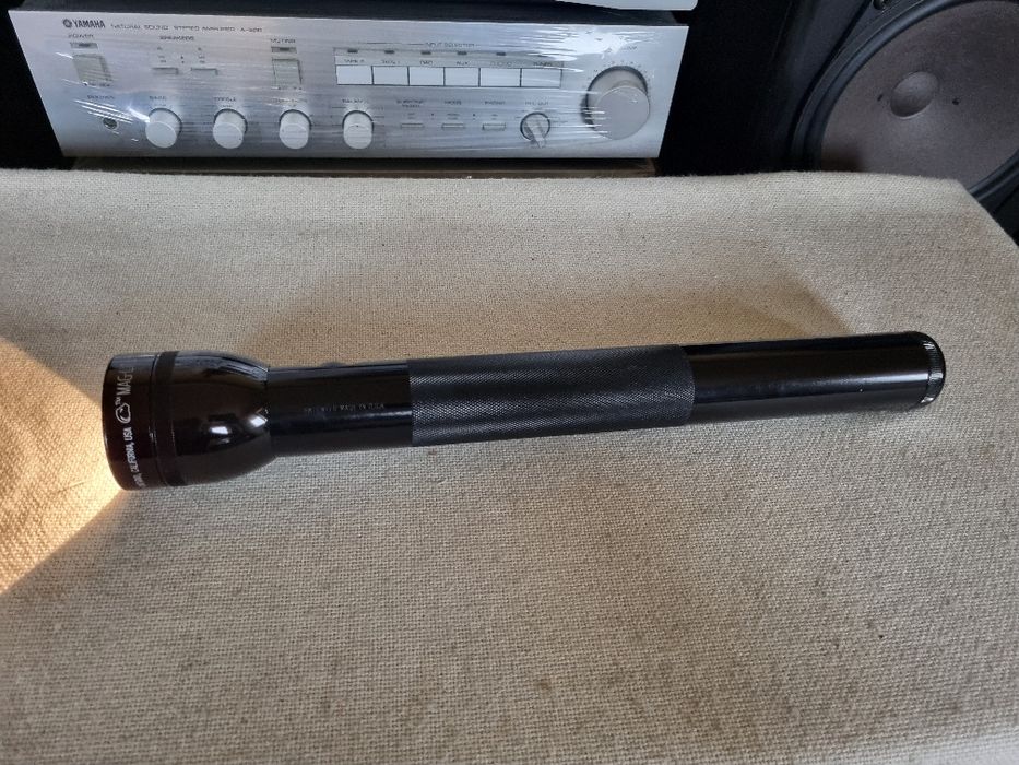 Lanterna Maglite USA. Perfect functionala. Impecabila.