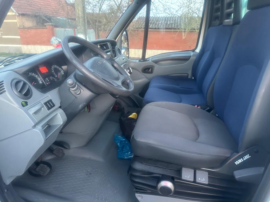 Iveco daily 35c12 ,3.5t ,an 2009 spania