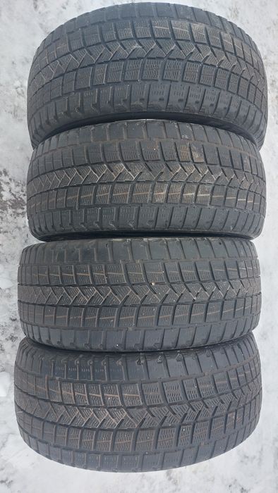 Продам 235 50 R 18