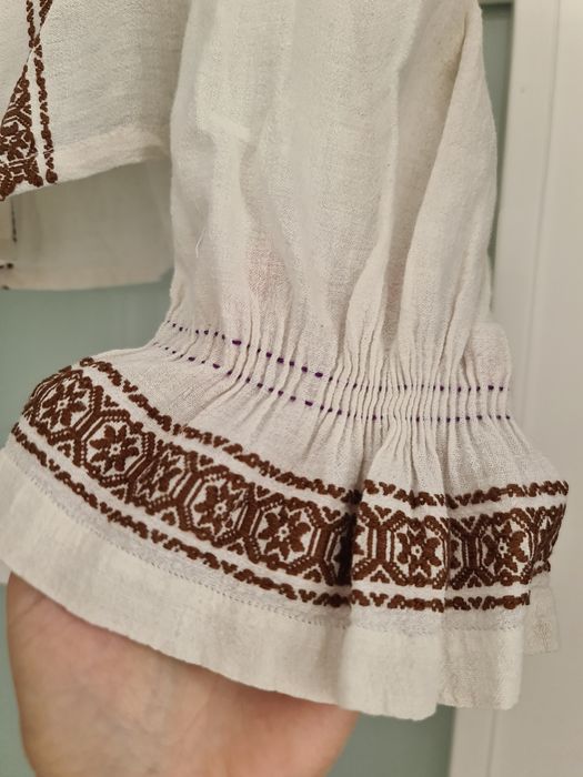 Ie veche autentica traditionala