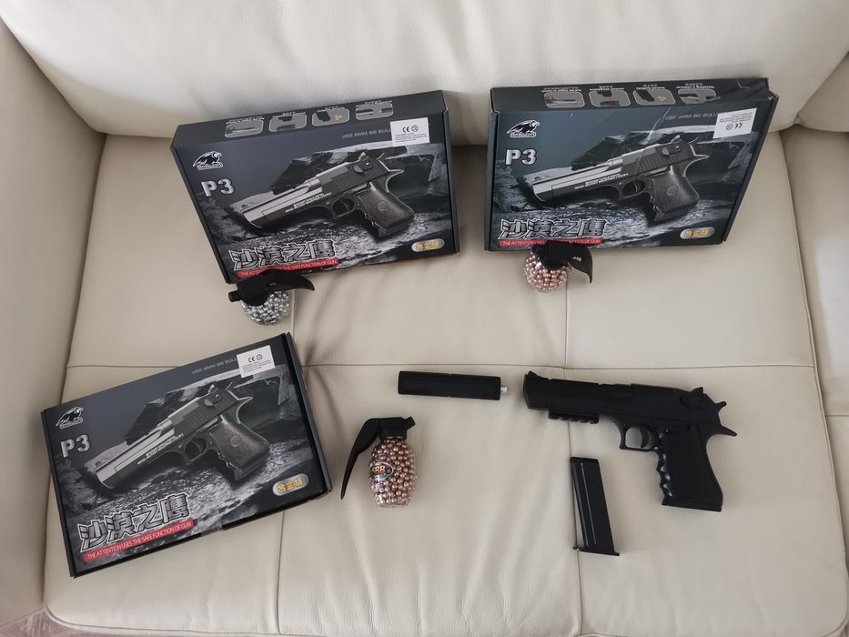 Eagle Pistol cu bile 500buc ( material Pistol ABS și aluminiu) cu Amortizor și 500bile incluse )