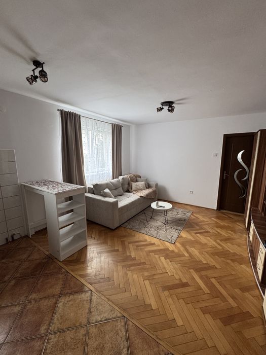 Apartament de inchiriat