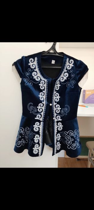 Национальный жилет