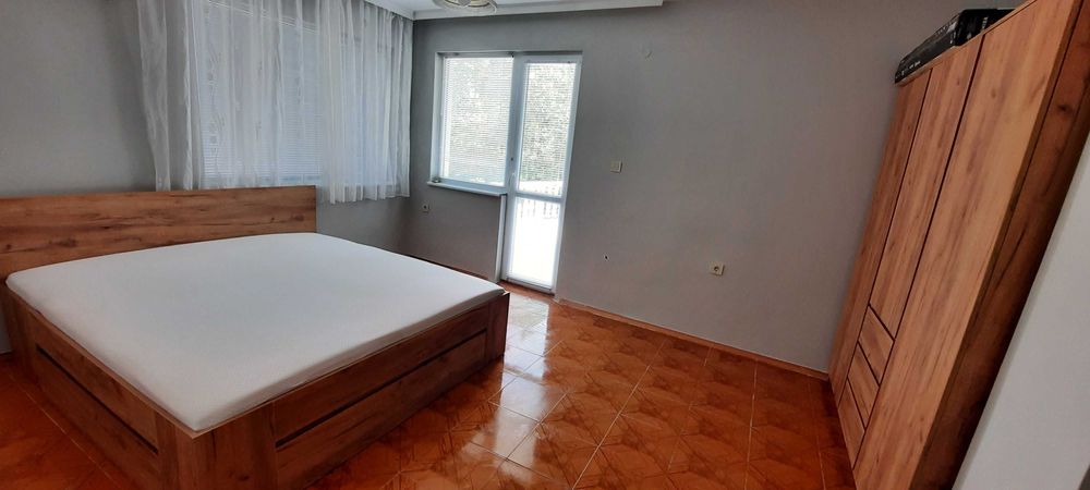 Дава се под наем Тристаен апартамент в Казанлък - 95 кв.м за 346.8 € - Снимка #6