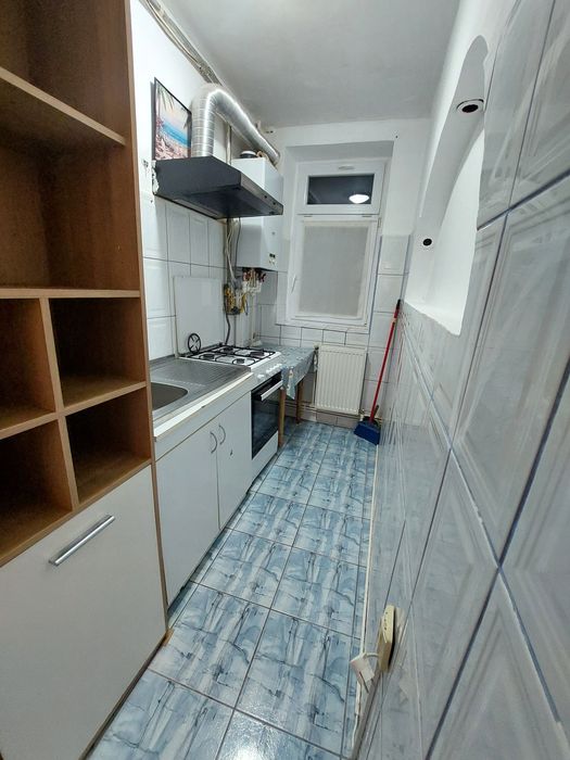 Închiriez garsonieră Maratei