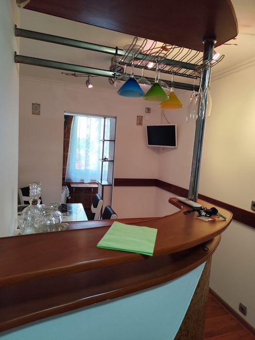 Apartament 2 camere decomand de închiriat