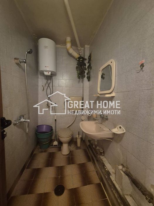 Продава се Тристаен апартамент в Търговище, Запад 1 - 65 кв.м за 644 €/кв.м - Снимка #9