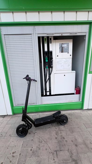 Vand kukirin g2 in stare excelenta
