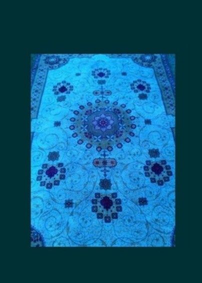 Персийски и плюшен килим, китеници, пердета..