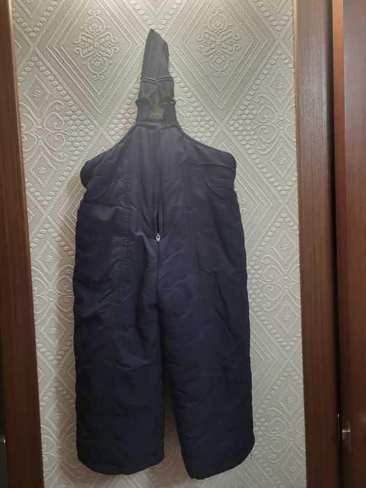 Продам комбенизон на мальчика 3-4 демисезонный 4000 тг. Торг