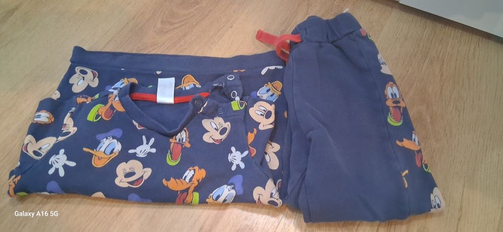 Hainute baieti marime 86