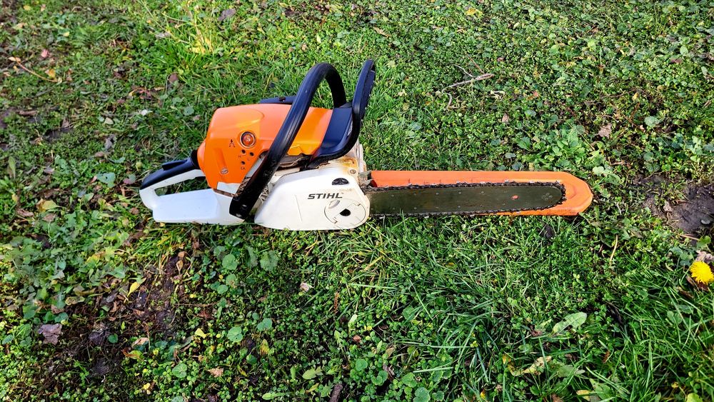 Vând drujbă stihl MS 231 C