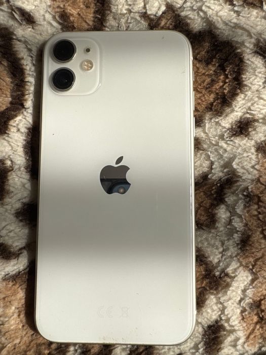 Продается айфон 11 бу