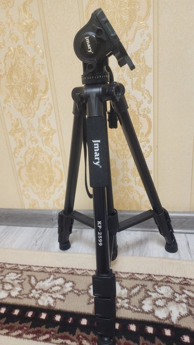 Продаётся Штатив KP 2599