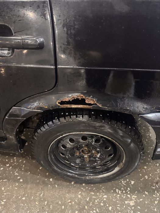 машина хароше 2114