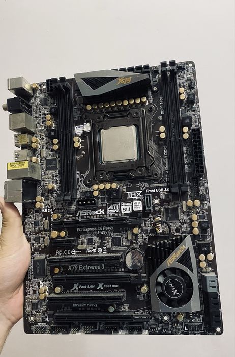 Игровой комплект ASRock X79 Extreme3 + Intel Core i7-3820 + 10 ГБ DDR3