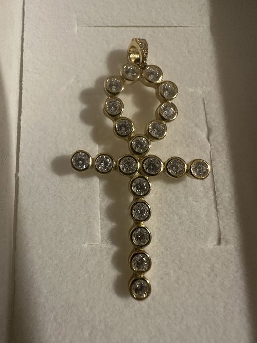 Cruciulita din argint suflata cu aur