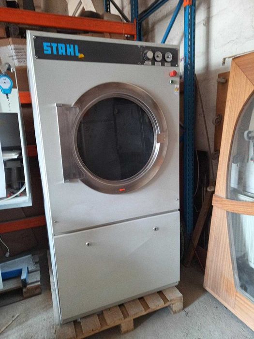 Uscator industreial textile