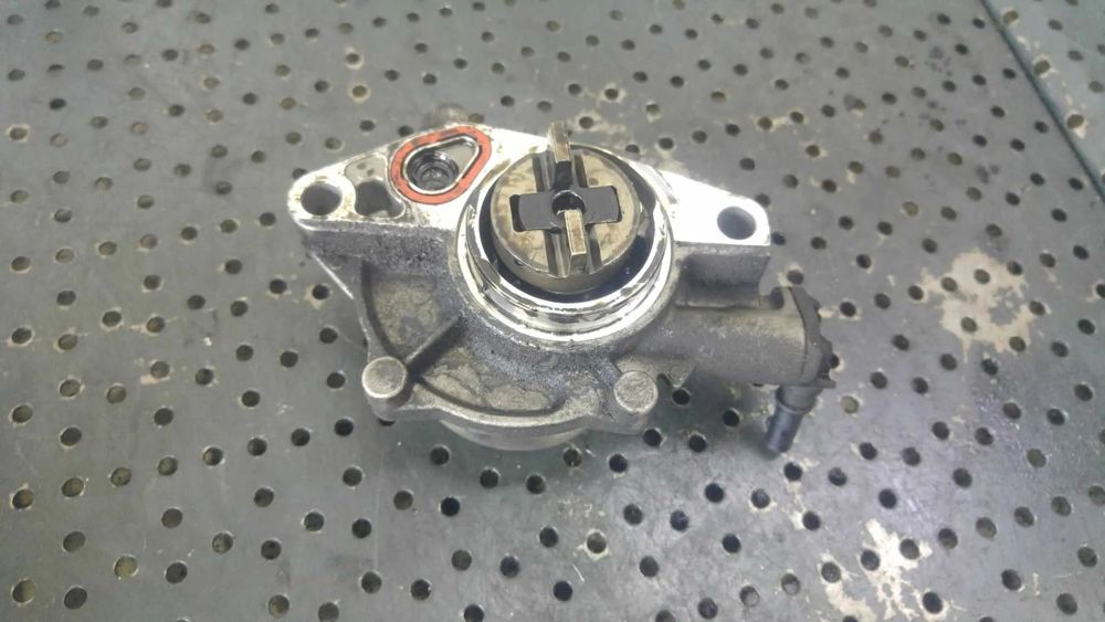 pompa vacuum 1.4 tdci ford fiesta fusion citroen  c2  peugeot 207   7281440901