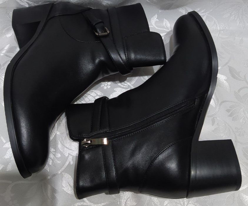 Женские полусапожки