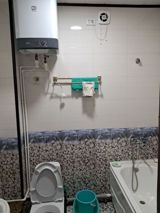 2 хонали уй сотилади 2 этаждан