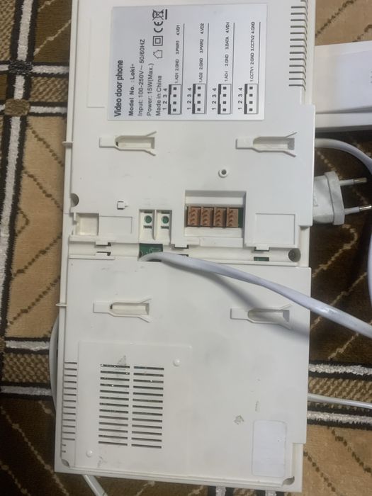 Продам видеодомофон