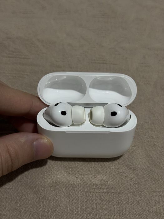 Apple AirPods Pro 3