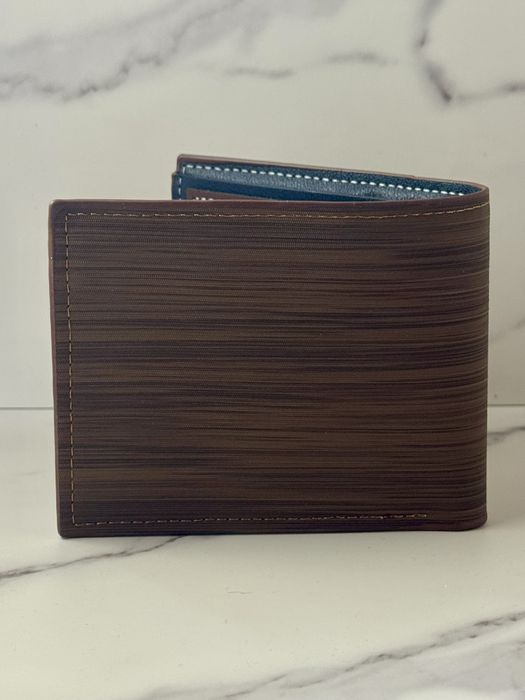 Ново компактно функционално мъжко портмоне перфектно за лична употреба или подарьк