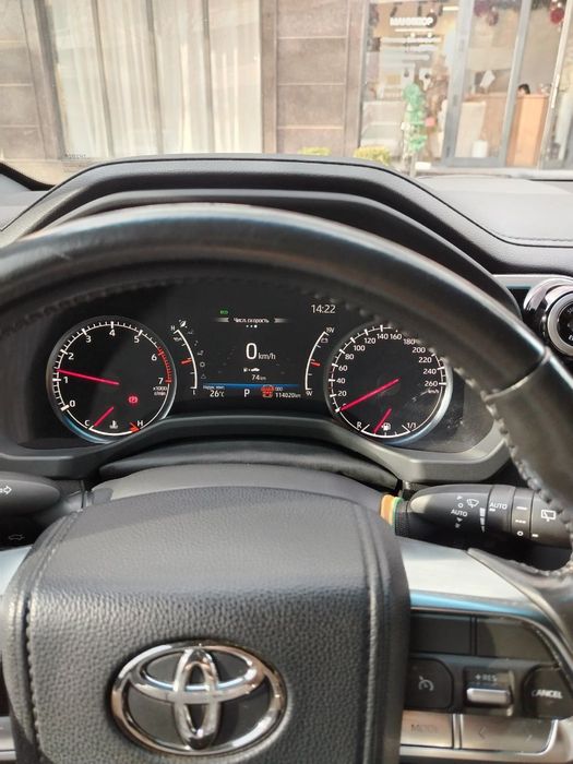 Toyota Land Cruiser 300 SFX V1