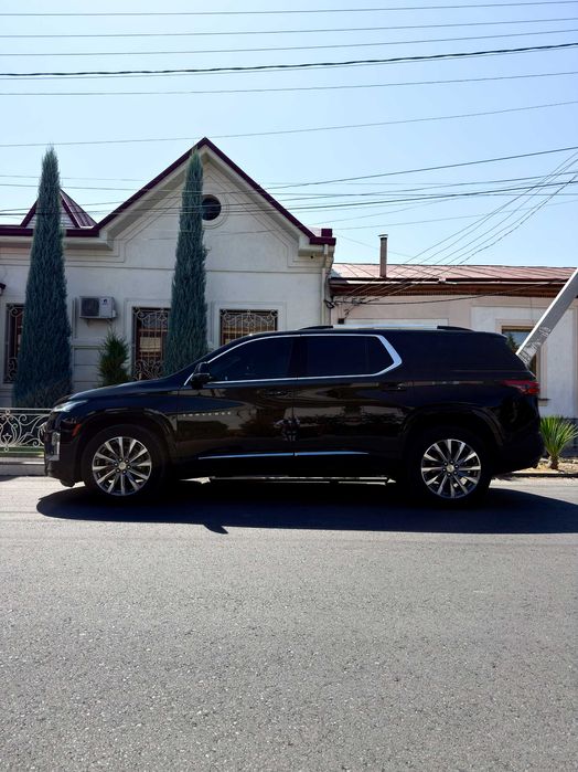 Chevrolet Traverse Premier AWD 2023 | 19 000 km | Full Komplektatsiya