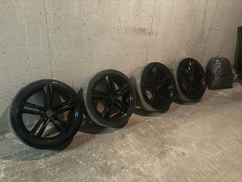 Джанти с гуми от Ауди