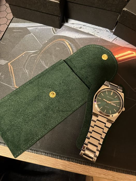 ЧИСТО НОВ! Много хубав механичен часовник!