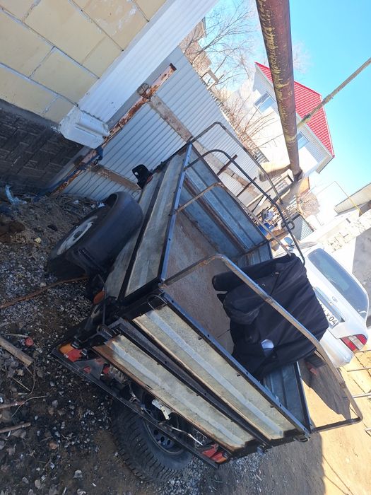 Продам прицеп лекковой