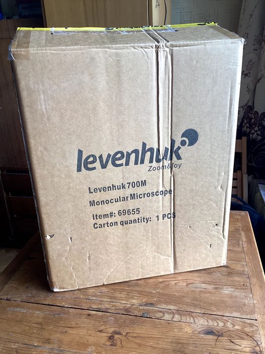 Монокулярен микроскоп Levenhuk 700M - нов, неизползван.