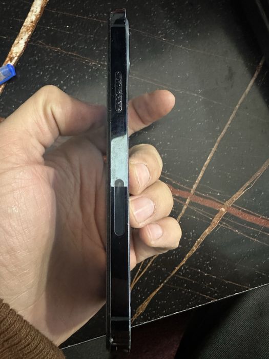 Iphone 12 pro sotiladi