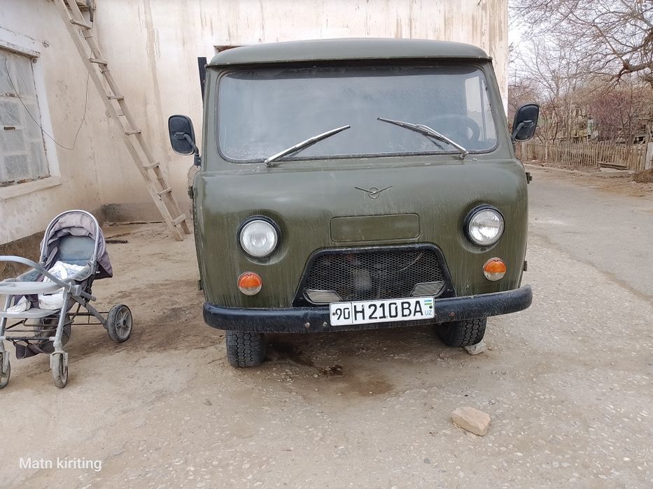 Uaz sotiladi mazda