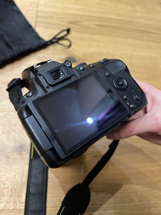 Nikon D5100 + Tamron SP 70-300mm + accesorii