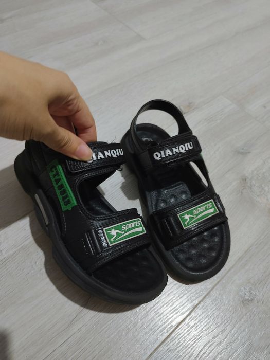 Продам Сандали детские