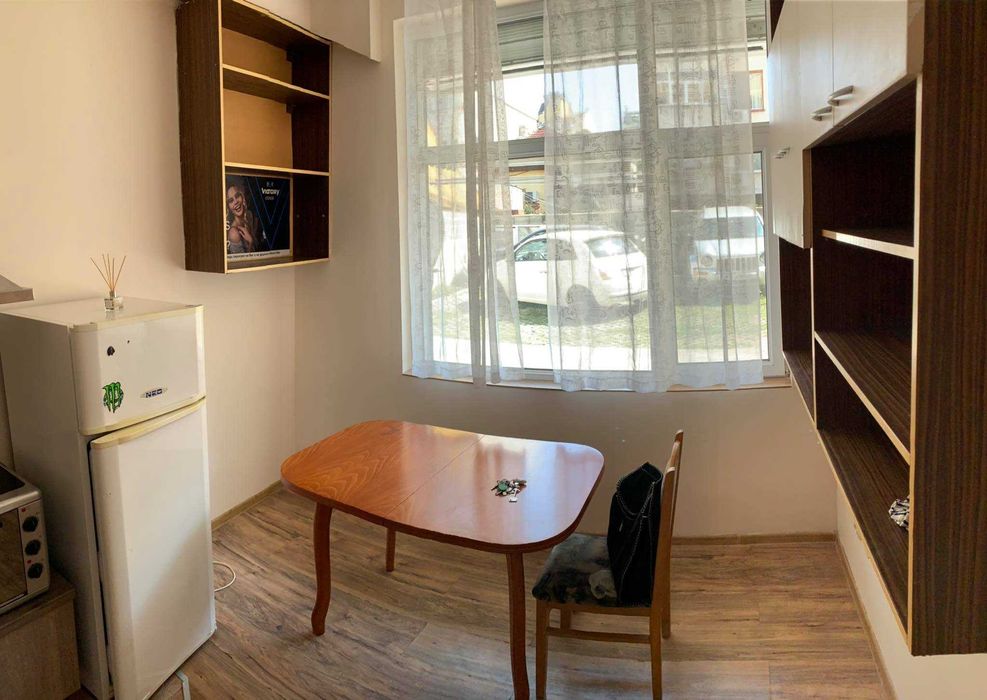 Дава се под наем Двустаен апартамент в Бургас, Възраждане - 35 кв.м за 163.2 € - Снимка #1