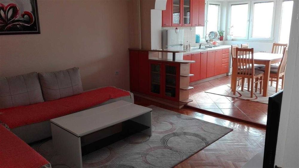 Дава се под наем Тристаен апартамент в Пловдив, Изгрев - 87 кв.м за 341.7 € - Снимка #6