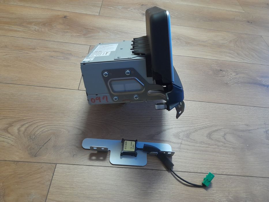 Навигация / мултимедия Мицубиши Еклипс крос 2020