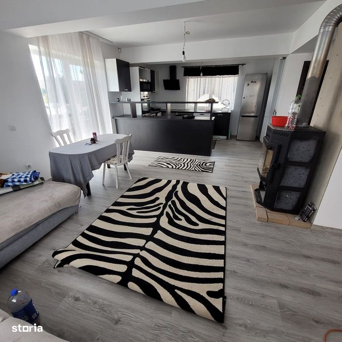 Inchiriem casa individuala in Sanpetru, zona centrului Maria