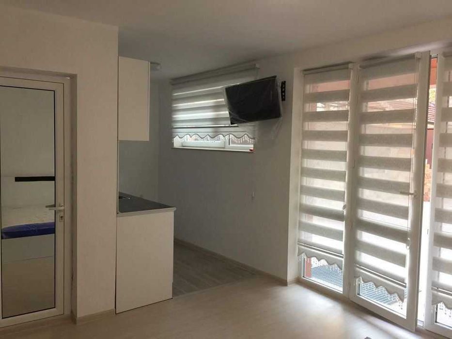 Дава се под наем Едностаен апартамент в Пловдив, Кършияка - 45 кв.м за 200 € - Снимка #1