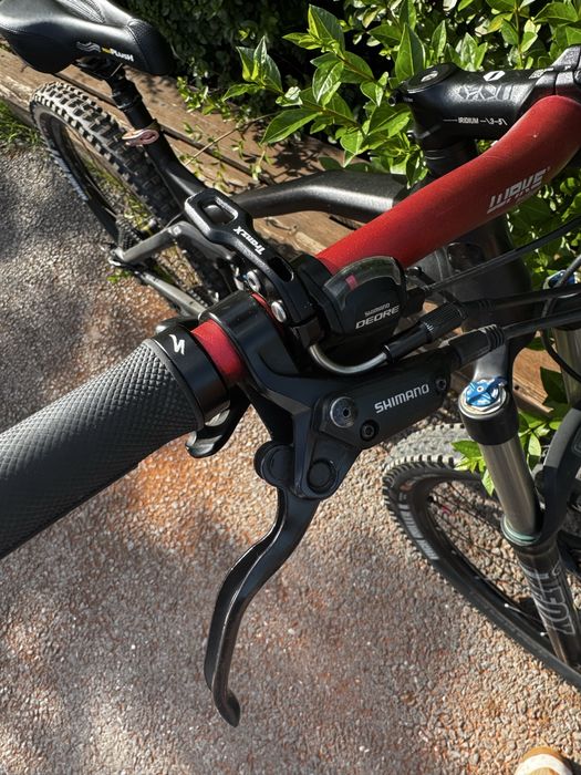 Canyon Nerve 27.5 Full Suspension MTB