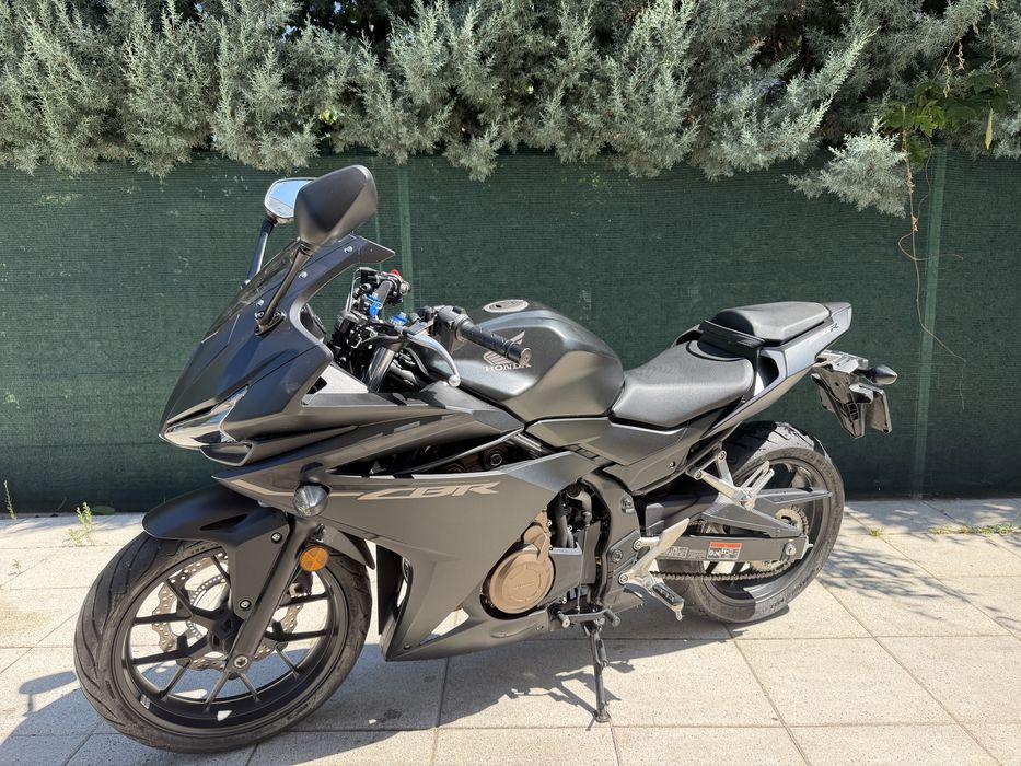 Honda cbr 500r    Ca noua (6537 km)!