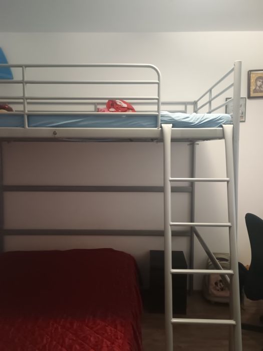 Pat etajat Ikea dimensiunea 140/200 + saltea