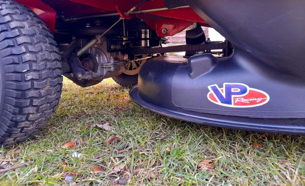 Tractoraș tuns iarba Minirider 60 E