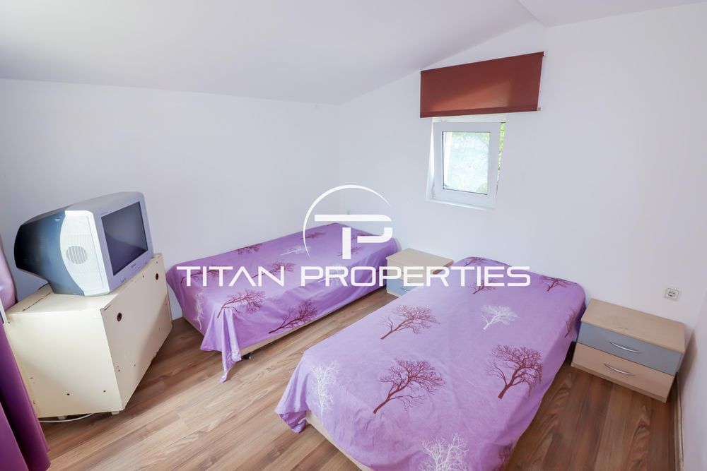 Дава се под наем Етаж от къща в Варна, Бриз - 90 кв.м за 475 € - Снимка #6