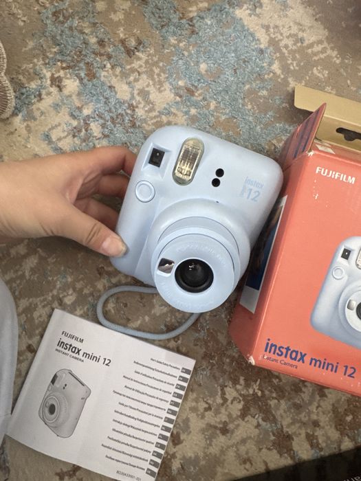 Instax 12mini.